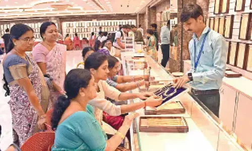 Dhanteras fever grips Hyderabad as gold sales soar amid new designs