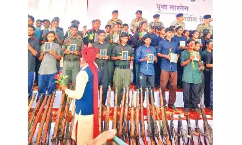 210 Maoists surrender in Chhattisgarh
