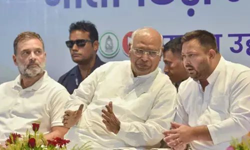 Bihar elections: Grand Alliance in disarray as allies clash on eight seats