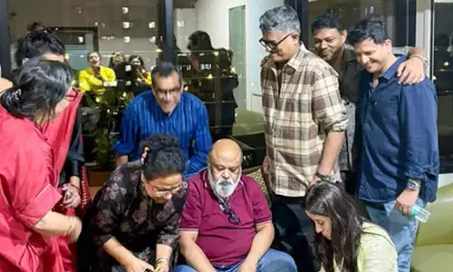 Gajraj Rao celebrates Jolly LLB 3 success with Saurabh Shukla & Seema Biswas