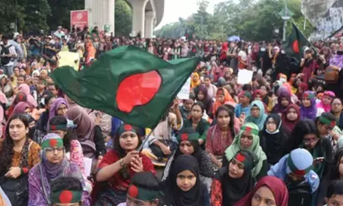 Bdesh: July fighters threaten countrywide roadblocks to press 3-point demand