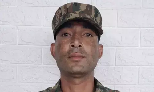 Indian Army soldier saves 8-month old through CPR onboard Rajdhani Express