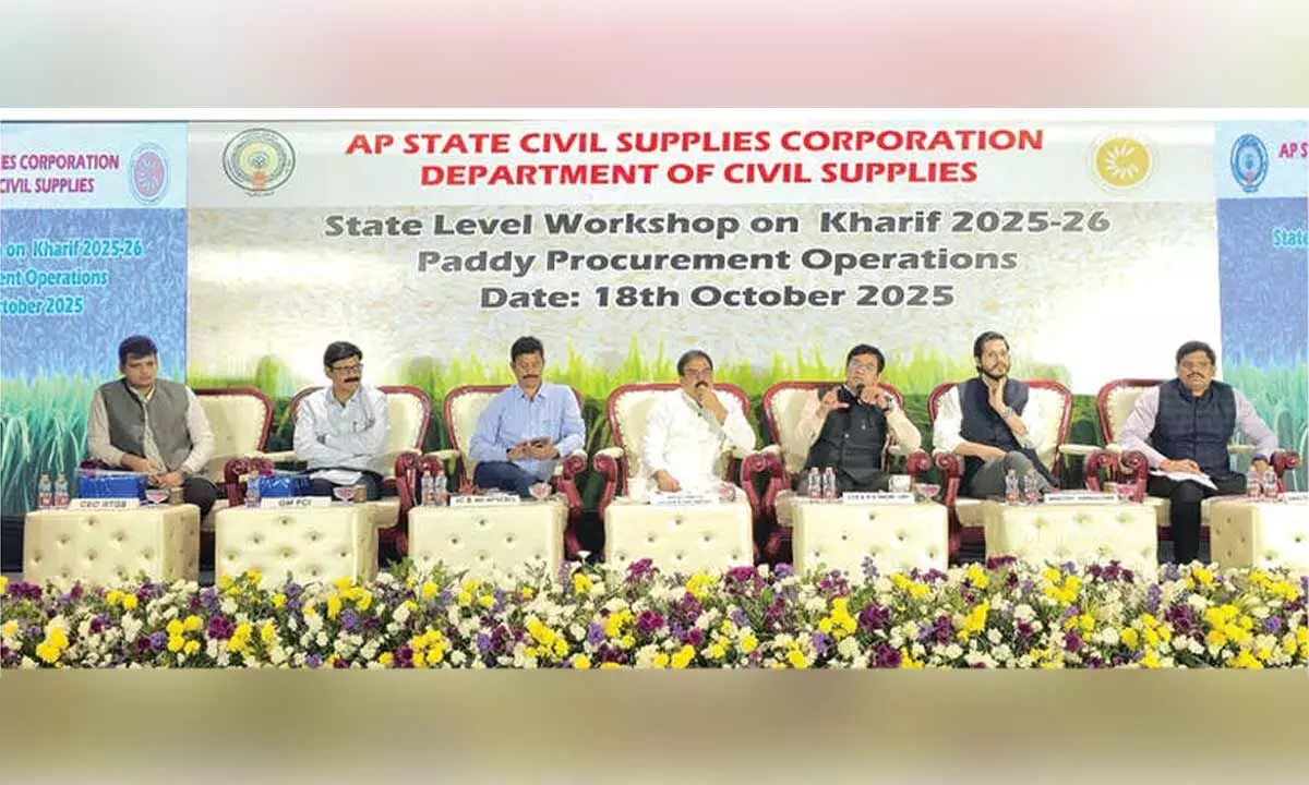 Manohar orders smooth paddy procurement