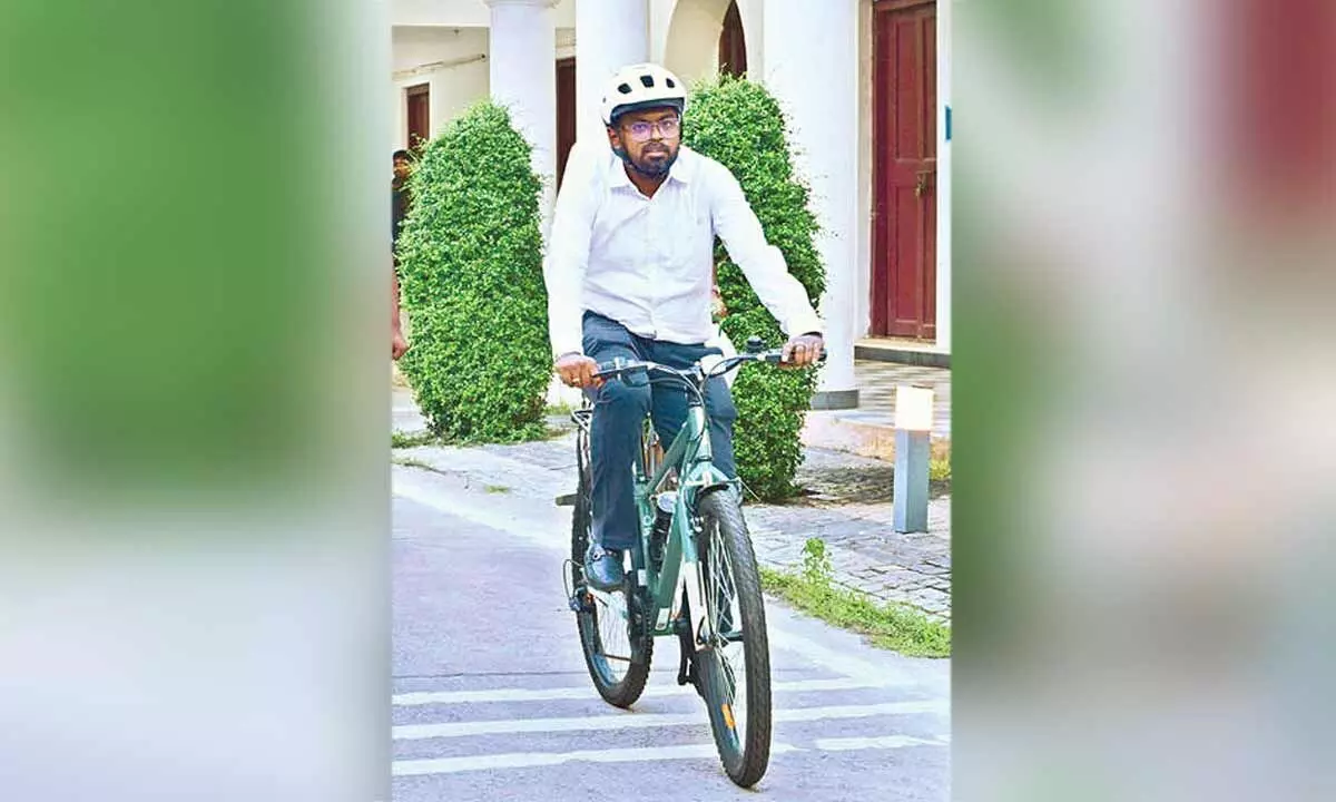 Contribute to promoting pollution-free society: Collector