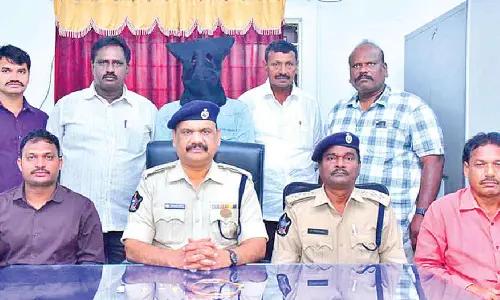 Chain-snatcher held; gold ornaments worth Rs 8.32L recovered