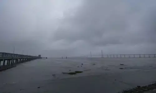 Typhoon Fengshen forecast to move into eastern South China Sea