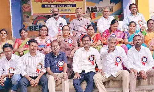 1989 Batch of Erramanzil High School holds Reunion