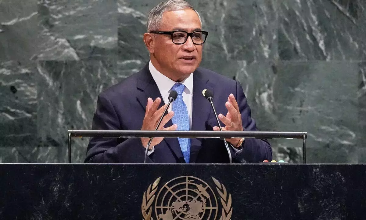 Belize signs safe third country agreement as part of Trumps immigration crackdown Belize signs safe third country agreement as part of Trumps immigration crackdown