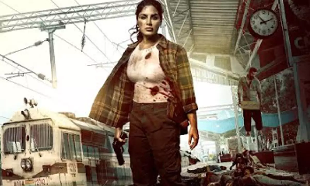 Samyuktha’s fierce look from ‘The Black Gold’ unveiled Samyuktha’s fierce look from ‘The Black Gold’ unveiled