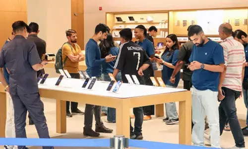 Apple eyes $4 trillion market valuation amid robust iPhone 17 series sales