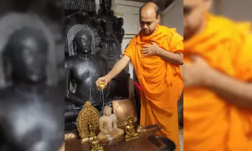 Sri Mahavira’s Teachings Inspire Peaceful Living: Dr. Devendrakirthi Bhattaraka Mahaswamiji