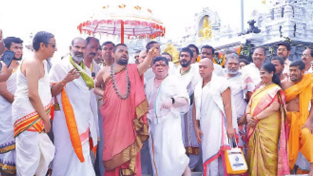 Rajanna temple devpt underway under divine guidance,says seer