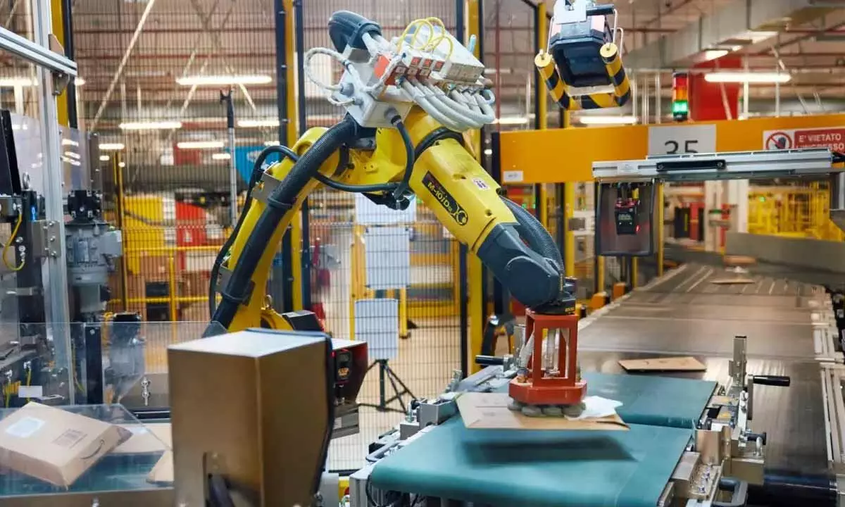 Amazon’s Robot Revolution: Automation Could Cut 1,60,000 Warehouse Jobs by 2027 Amazon’s Robot Revolution: Automation Could Cut 1,60,000 Warehouse Jobs by 2027
