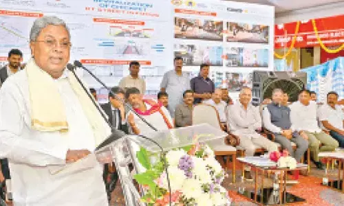 CM launches modernisation works of Chickpet in Gandhinagar constituency