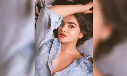 Amrutha Uppar turns up the heat with bold denim-themed Diwali photoshoot