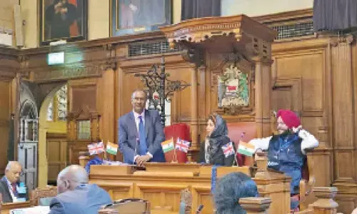 Advocate from Karimnagar receives Nelson Mandela Award