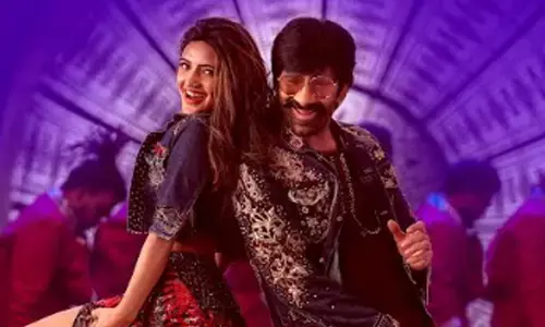 Ravi Teja, Sreeleela set the stage on fire with ‘Super Duper’ from ‘Mass Jathara’