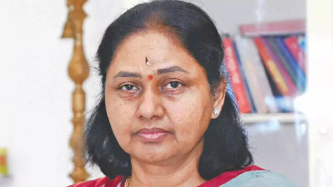 JH bypoll bombshell: Row bobs up over Sunitha’s marital status JH bypoll bombshell: Row bobs up over Sunitha’s marital status