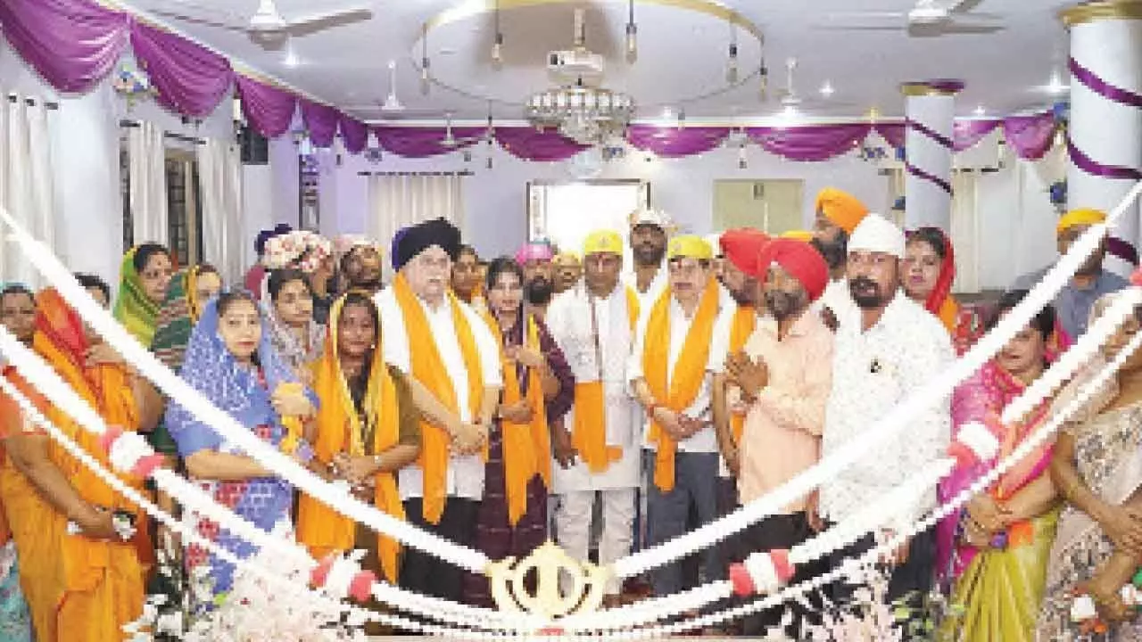 BJP vows to besiege secretariat over fee reimbursement arrears