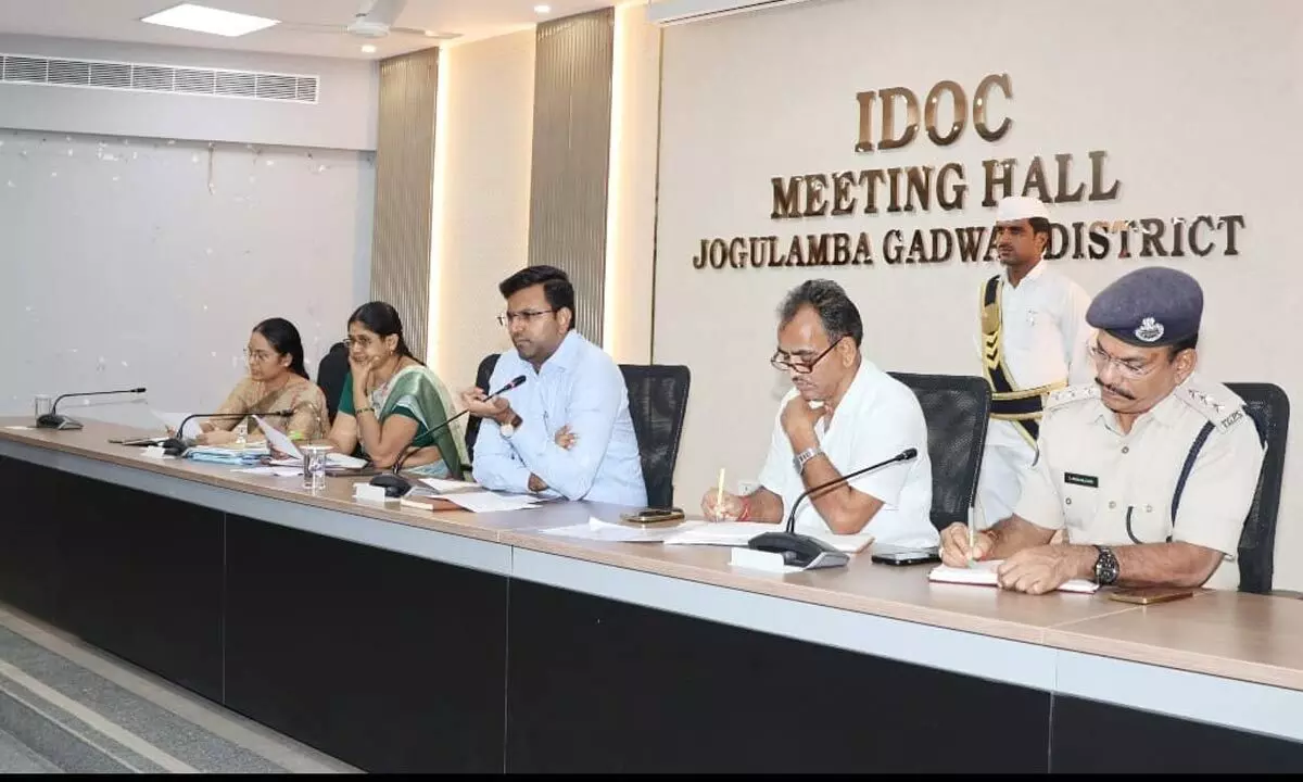 District Collector Directs Awareness Drive for Farmers on Cotton Slot Booking — 80% Farmers Already Forced to Sell Below MSP