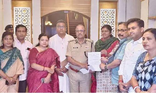 Naveen condemns attack on BJD woman worker