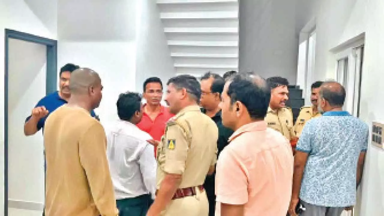 Female foeticide racket busted, officials seize equipment Female foeticide racket busted, officials seize equipment