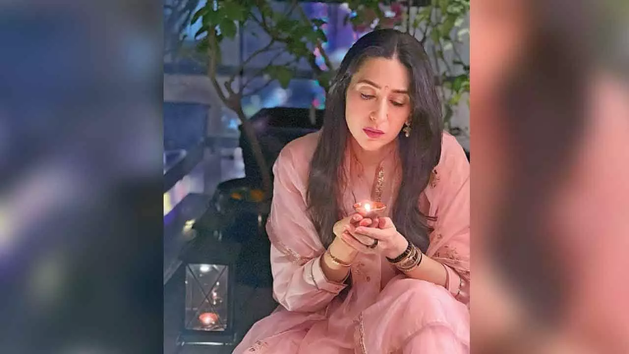 Kareena Kapoor calls sister Karisma Kapoor ‘the strongest Girl in the world’ Kareena Kapoor calls sister Karisma Kapoor ‘the strongest Girl in the world’