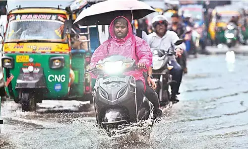 Heavy rain forecast for many districts today