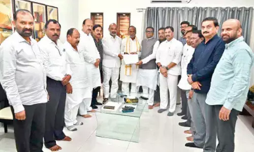 BJP gears up for ‘Chalo Hyderabad’ over fee reimbursement dues