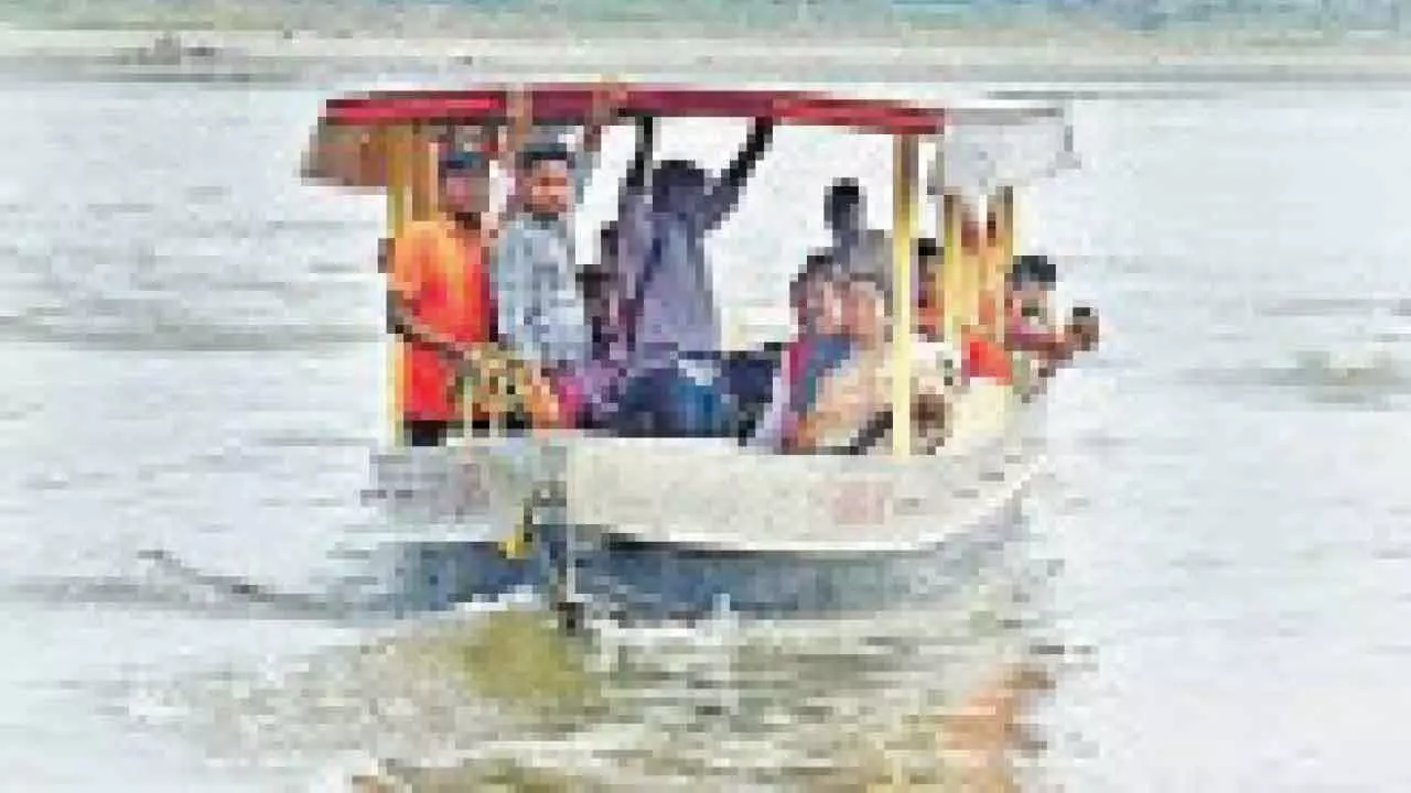 CM inaugurates Chhath ghats, hits out at AAP CM inaugurates Chhath ghats, hits out at AAP