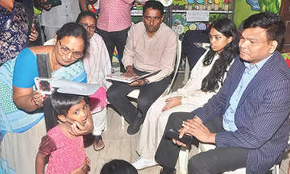 Collective efforts essential for comprehensive development Collective efforts essential for comprehensive development