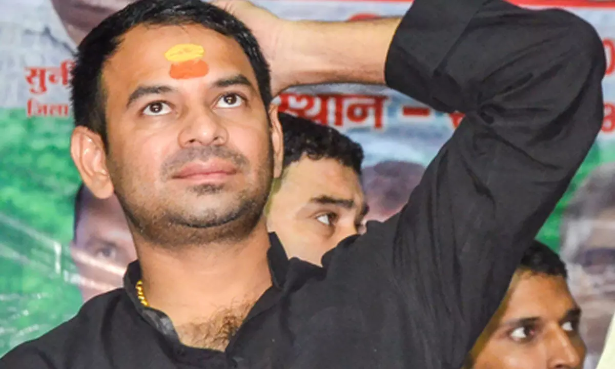 Tej Pratap Yadav says Tejashwi cannot be a Jan Nayak Tej Pratap Yadav says Tejashwi cannot be a Jan Nayak