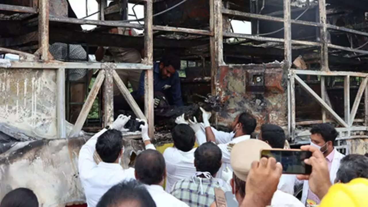 Andhra Pradesh bus fire tragedy: Bodies of 18 victims handed over to families Andhra Pradesh bus fire tragedy: Bodies of 18 victims handed over to families