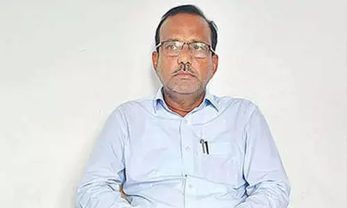 Cooperative dept officer caught accepting Rs 2L bribe