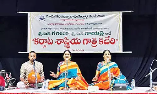 Carnatic vocal duo Ranjani,Gayatri enthrals audience