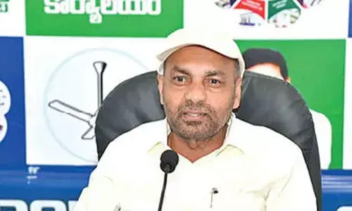 Govt failed to act amid cyclone threat: Kakani