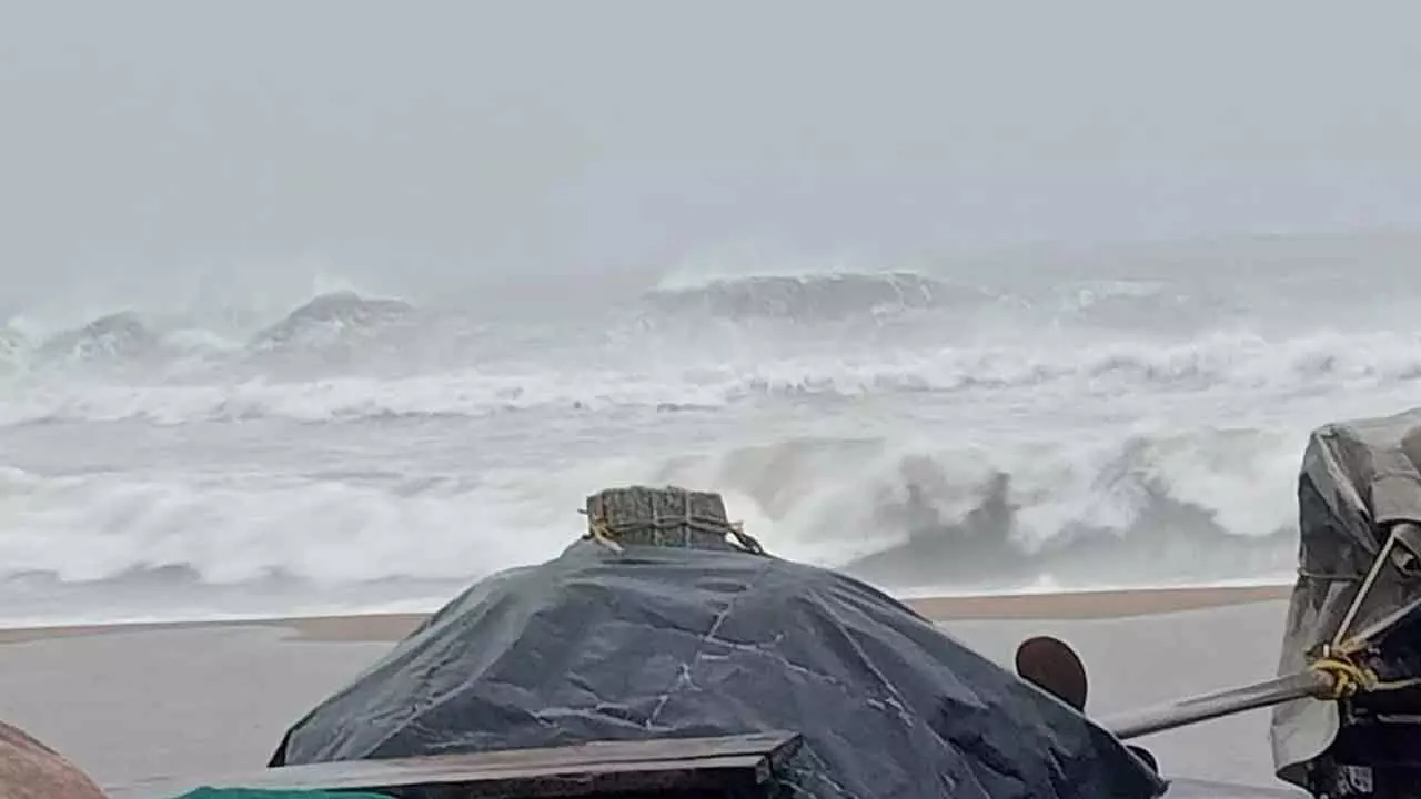 Cyclone Montha Strengthens into a Severe Storm, Expected to Cross Andhra Coast Today Cyclone Montha Strengthens into a Severe Storm, Expected to Cross Andhra Coast Today