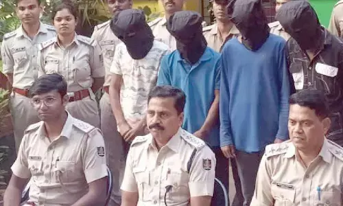 Four burglars arrested