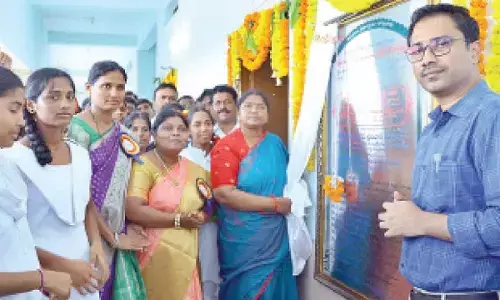 Education in govt schools on par with private ones: Seethakka