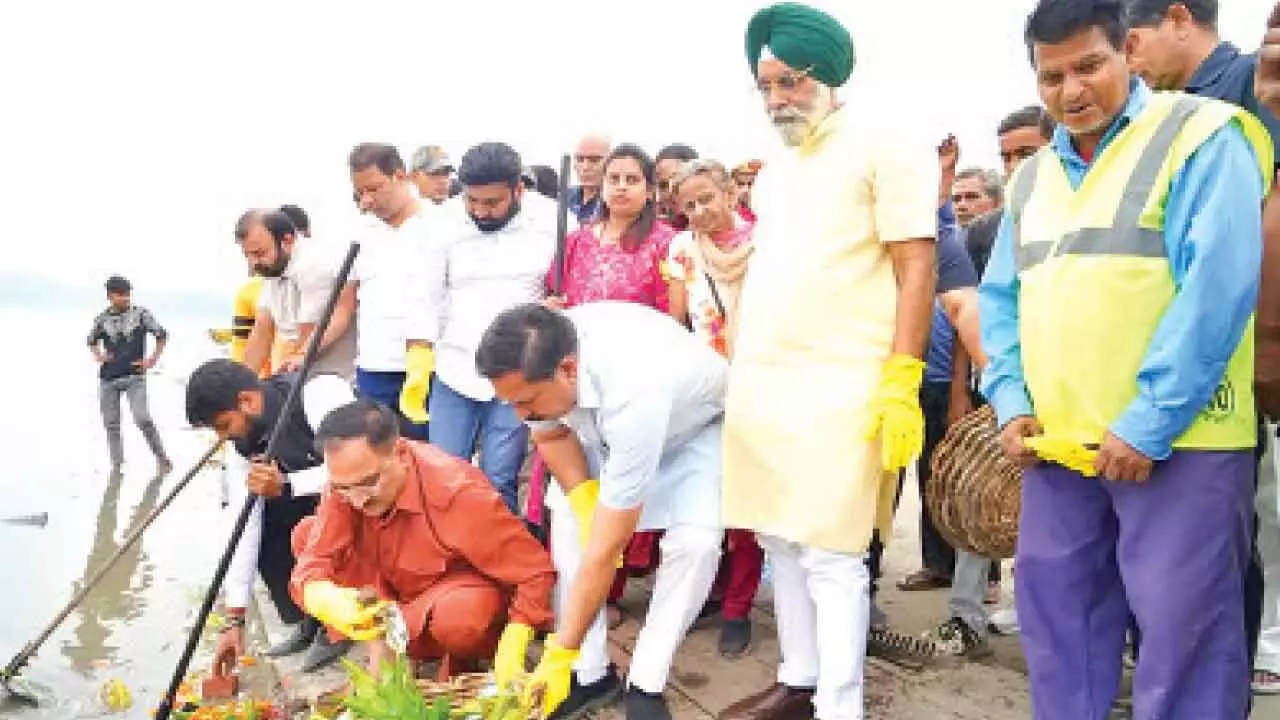 MCD by-elections: BJP will sweep by-poll to 12 wards on Nov 30 says Sachdeva MCD by-elections: BJP will sweep by-poll to 12 wards on Nov 30 says Sachdeva