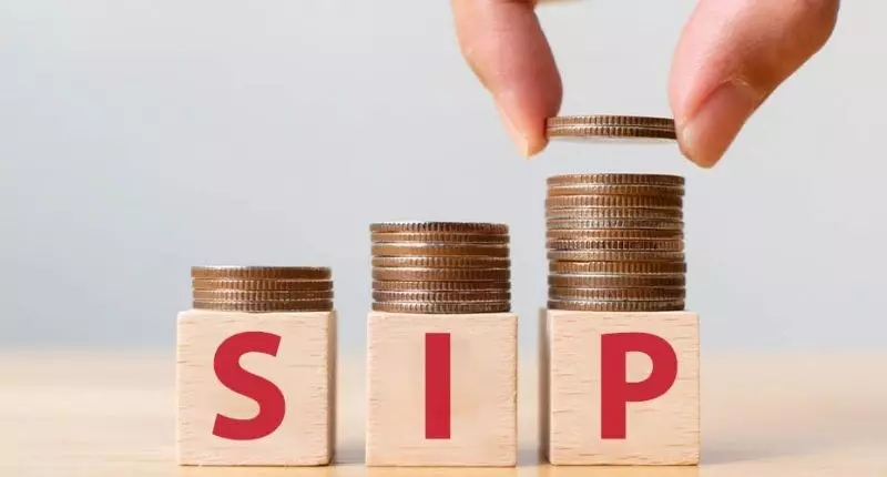 SIP and Lumpsum – Which Investment Suits Your Bonus? SIP and Lumpsum – Which Investment Suits Your Bonus?