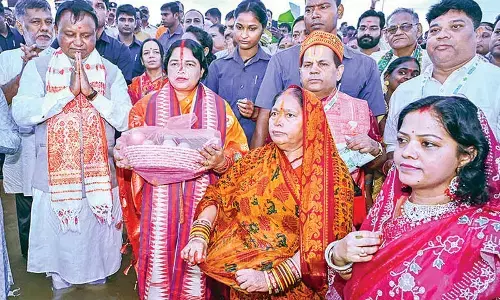 CM takes part in Chhath Puja
