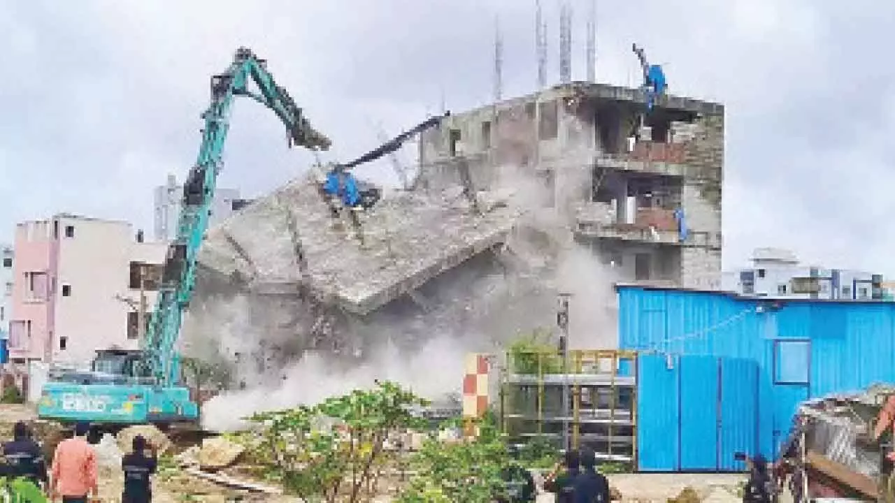 Cyclone Montha: GHMC, HYDRAA swing into action to study waterlogging woes in city Cyclone Montha: GHMC, HYDRAA swing into action to study waterlogging woes in city