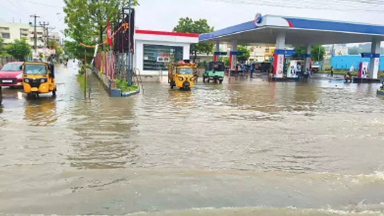 Cyclone brings heavy rains, disrupts normal life in Khammam Cyclone brings heavy rains, disrupts normal life in Khammam
