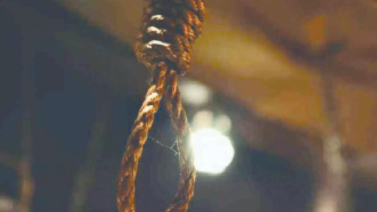 UP man in Saudi ends life during video call with wife UP man in Saudi ends life during video call with wife