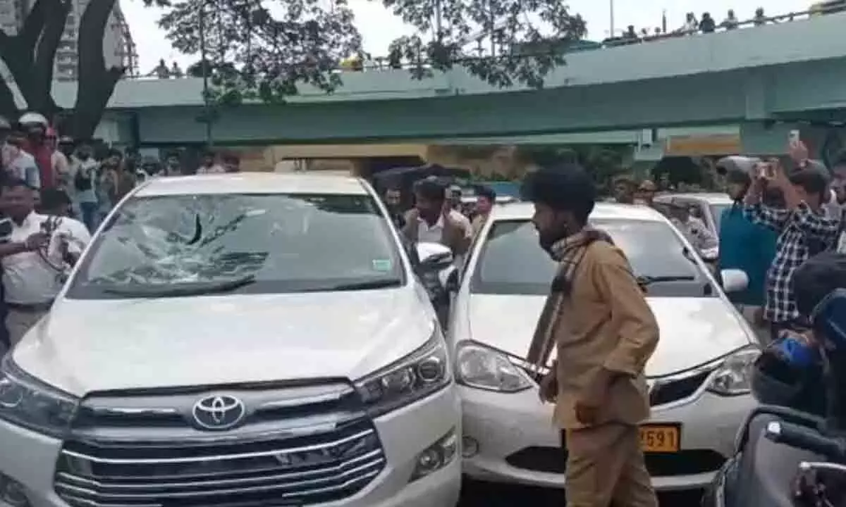 Bengaluru Police launches ‘e-Accident Report’ feature in BTP ASTraM app for easy filing of minor accident complaints Bengaluru Police launches ‘e-Accident Report’ feature in BTP ASTraM app for easy filing of minor accident complaints