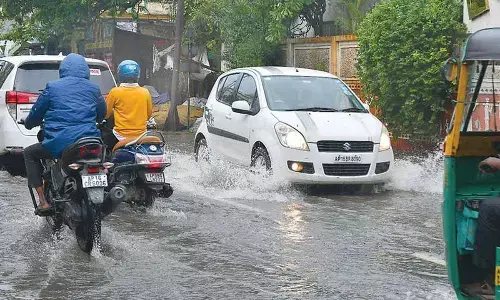 Heavy rains lash Vijayawada