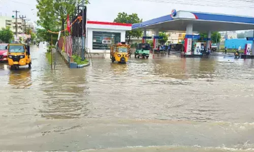 Cyclone brings heavy rains, disrupts normal life in Khammam
