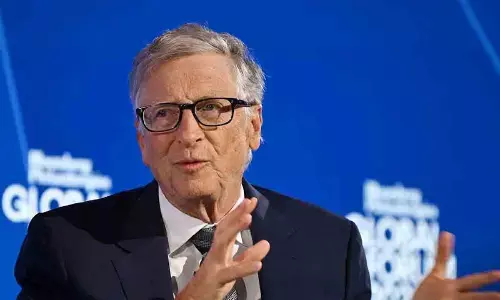Bill Gates Warns of an “AI Bubble,” Likens It to the Dot-Com Boom — Not Just Empty Hype Bill Gates Warns of an “AI Bubble,” Likens It to the Dot-Com Boom — Not Just Empty Hype