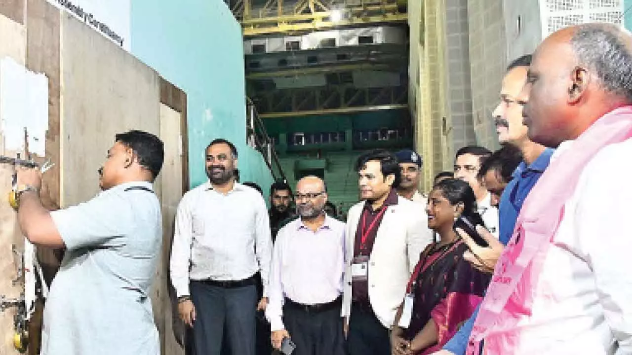 Election authorities gear up for smooth, transparent voting in JH bypoll Election authorities gear up for smooth, transparent voting in JH bypoll